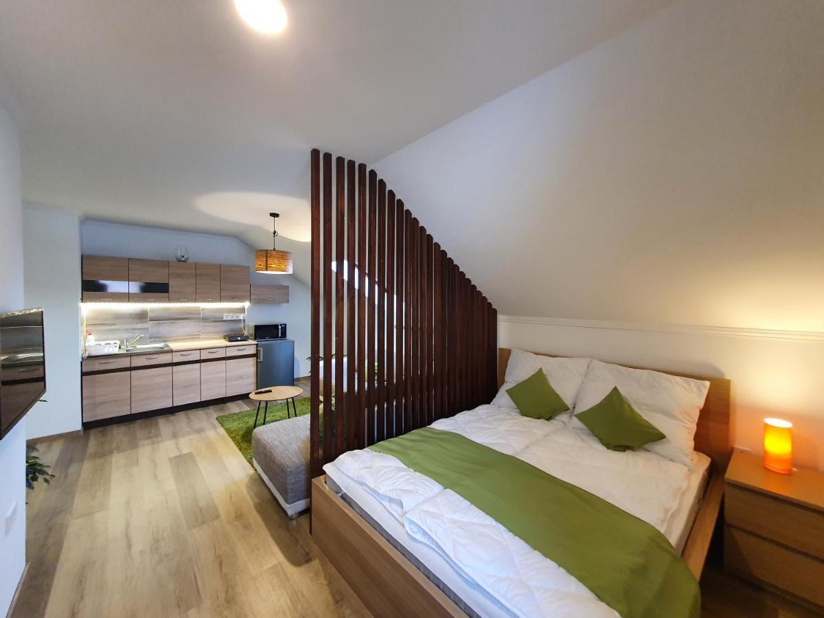 Reteskert Vendeghaz Es Apartman 벨러파트팔바 외부 사진