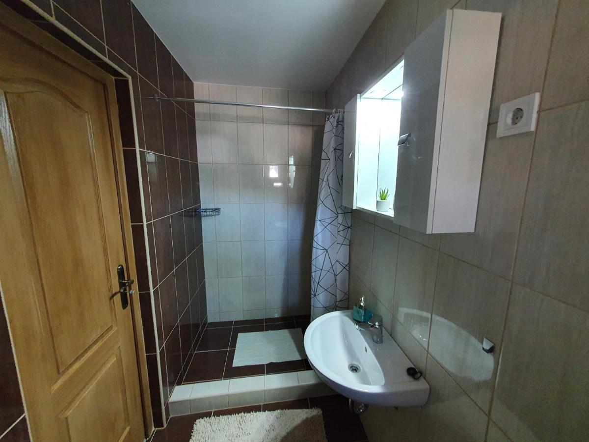 Reteskert Vendeghaz Es Apartman 벨러파트팔바 외부 사진